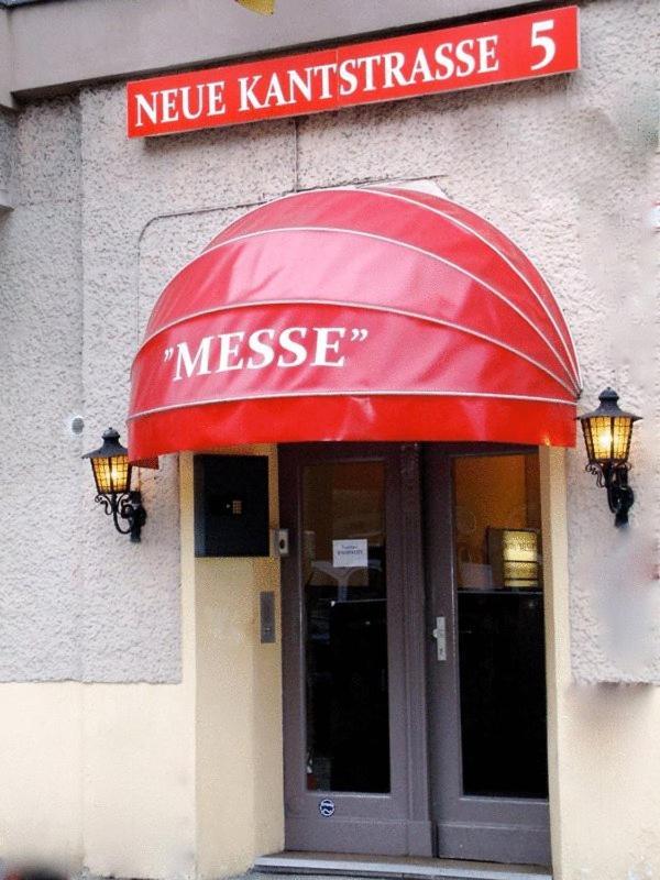 Hotel Pension Messe Berlijn Buitenkant foto